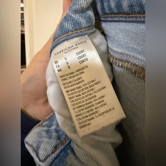 American Eagle Outfitters Light Blue Denim Shorts - Picture 2 of 5